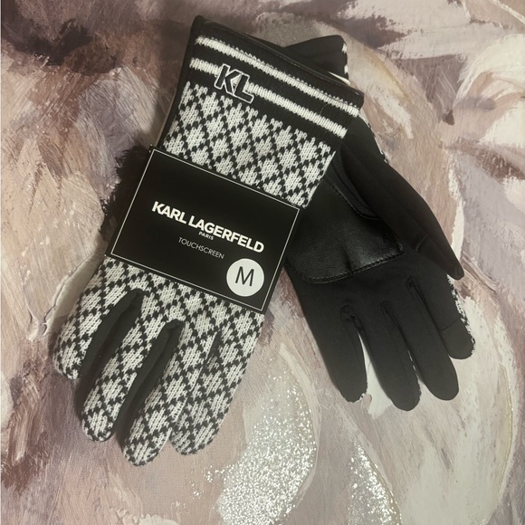 Karl Lagerfeld Monochrome Patterned Gloves - Picture 3 of 4